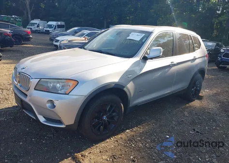 2013 BMW X3 xDrive28I z USA, uszkodzony, nr VIN 5UXWX9C5XD0A17753